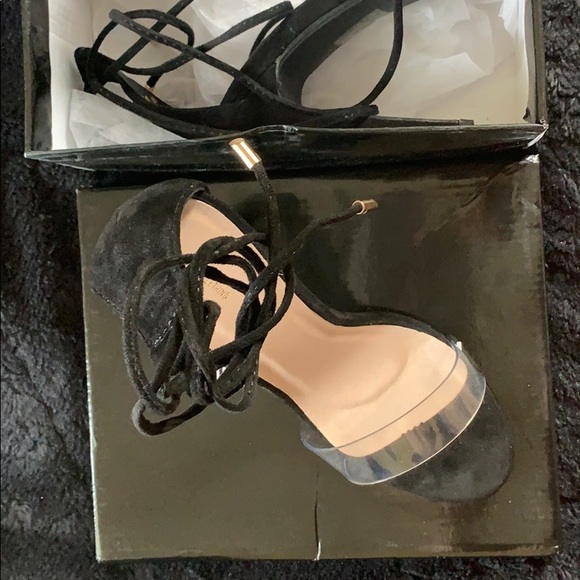 Pretty little thing High Heels - Picture 2 of 5